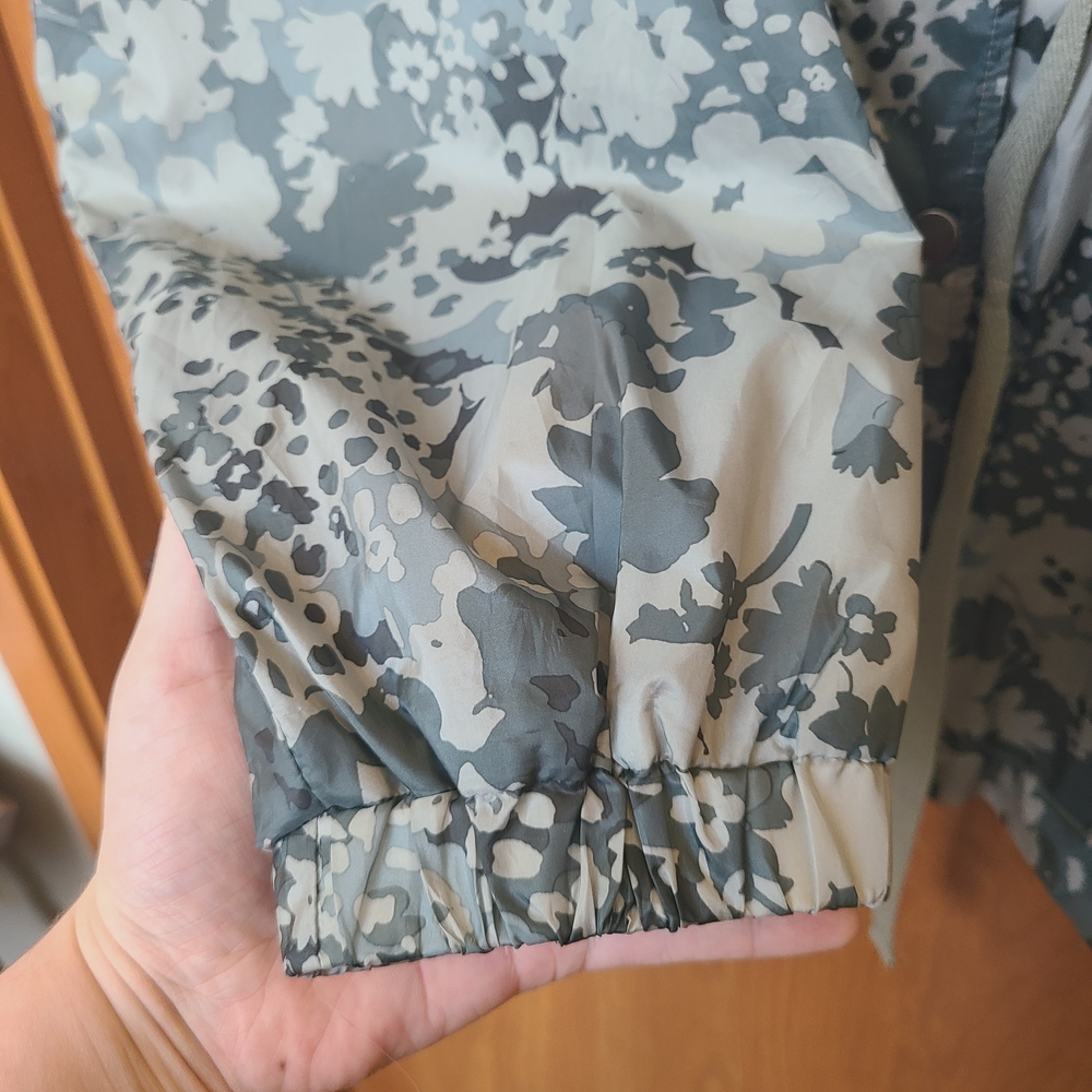 Maurice's Camo Zip Up Windbreaker 2X - Picture 7 of 10